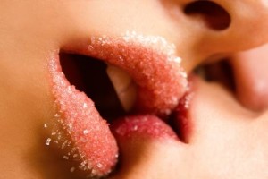 girl mouth kissing